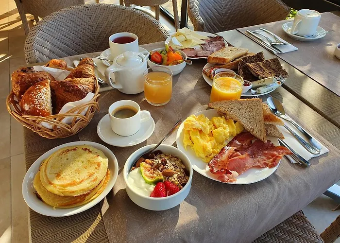 Hotel Le Mariana 3*