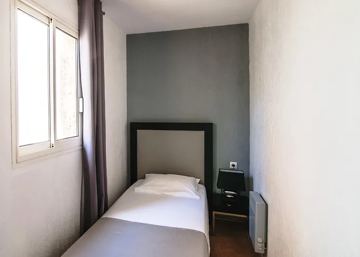 Le Mariana Hotel 3*