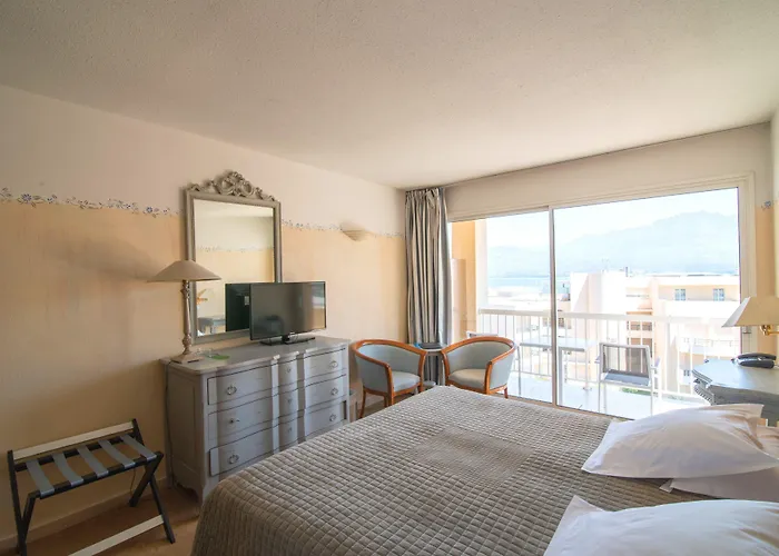 Le Mariana Hotel