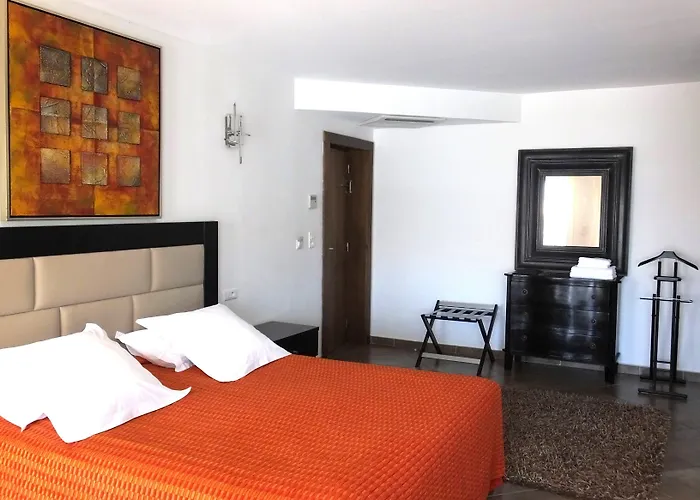Le Mariana Hotel