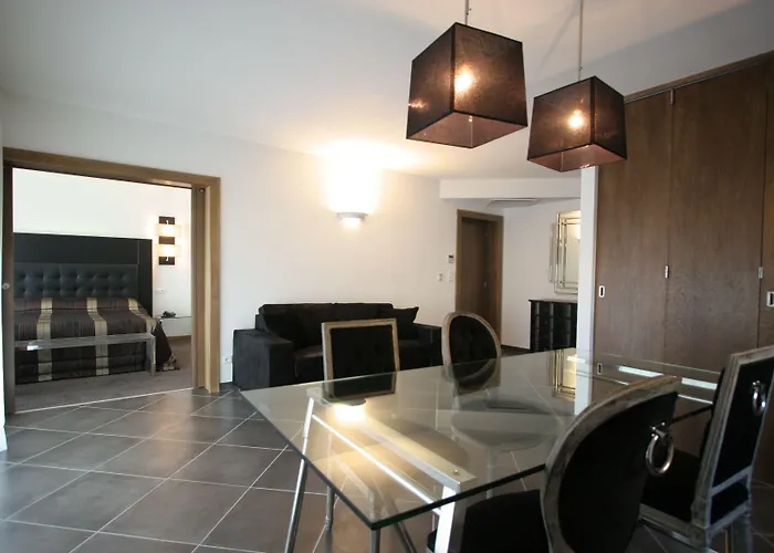 Le Mariana 3*