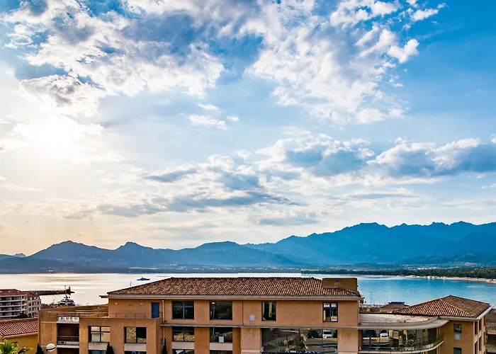 Le Mariana Hotel