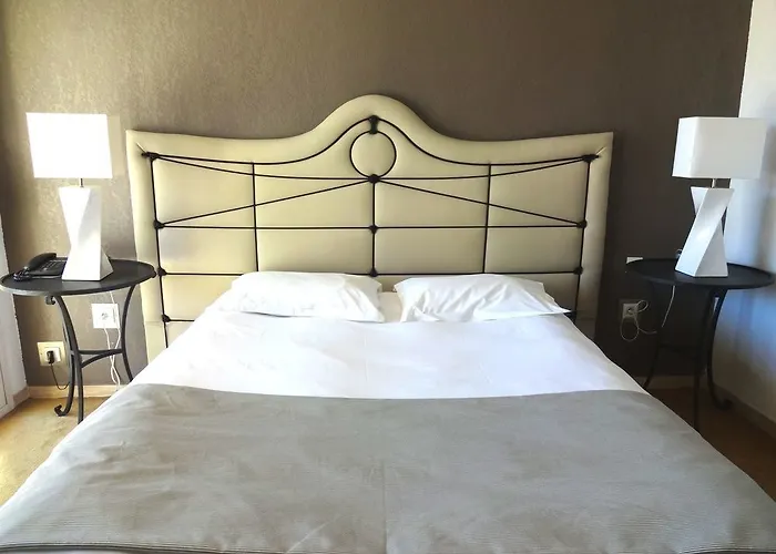 Hotel Le Mariana 3*