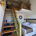 Le Mariana Hotel 3*