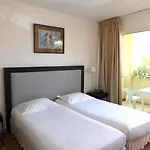 Le Mariana Hotel 3*