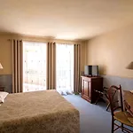 Le Mariana Hotel
