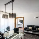 Le Mariana Hotel