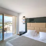 Le Mariana Hotel