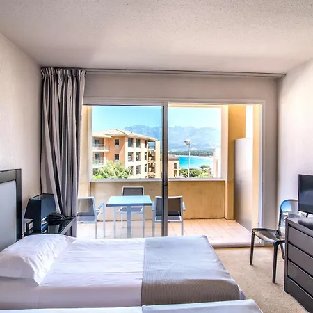 Hotel Le Mariana 3*