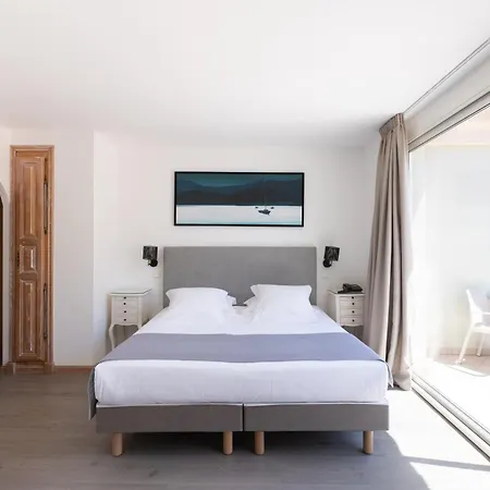 Le Mariana 3*