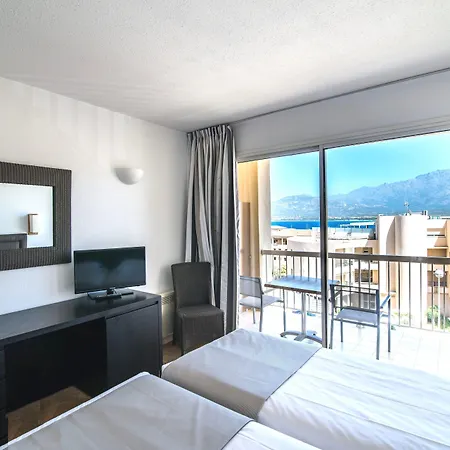 Отель Le Mariana Кальви