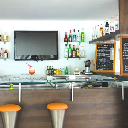 Отель Le Mariana Кальви