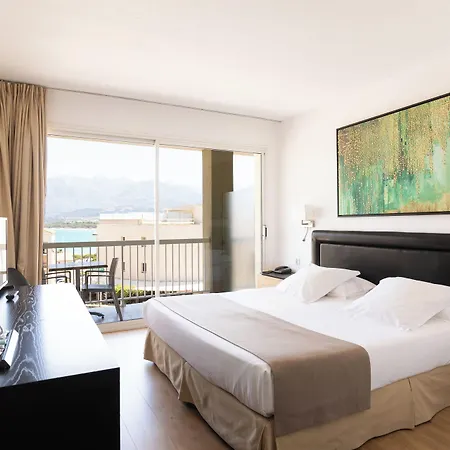 Le Mariana 3* Кальви