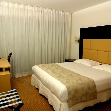 Отель Le Mariana