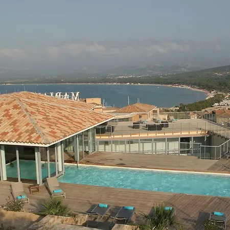 Le Mariana 3*