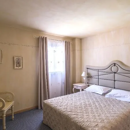 Le Mariana 3*