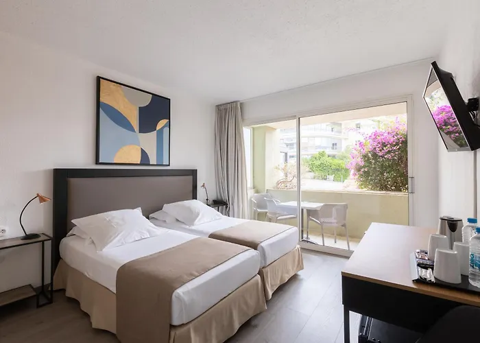 Hotel Le Mariana Calvi (Corsica)