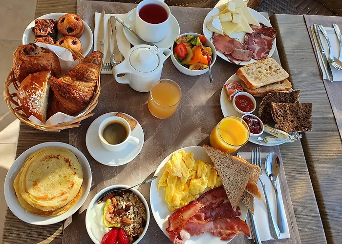 Hotel Le Mariana Calvi (Corsica)